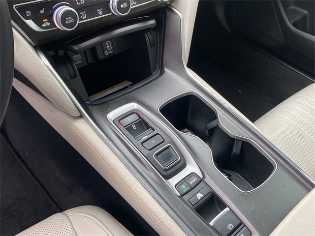 2019 Honda Accord Hybrid Touring photo 28