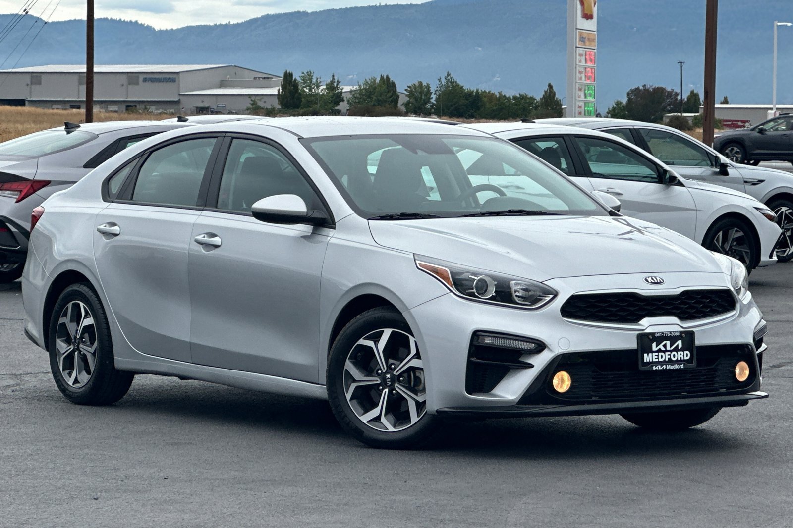 2021 Kia Forte LXS photo 2