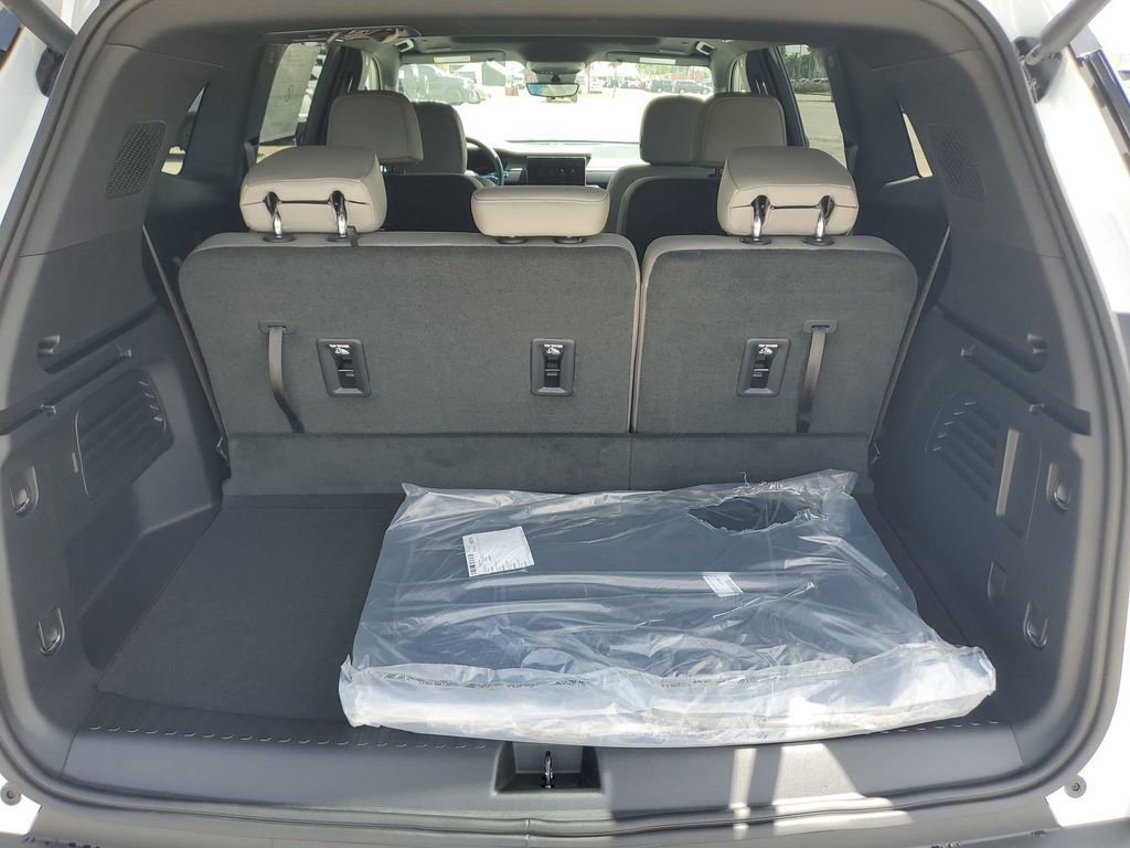 2026 Gmc Acadia Elevation photo 18