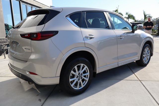 2025 Mazda CX-5 2.5 S Preferred photo 3