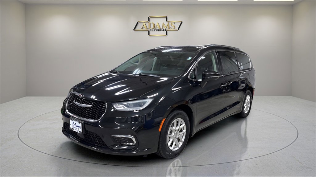 2021 Chrysler Pacifica Touring L's photo