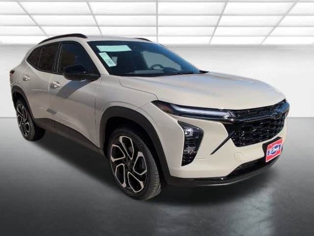 2026 Chevrolet Trax RS's photo