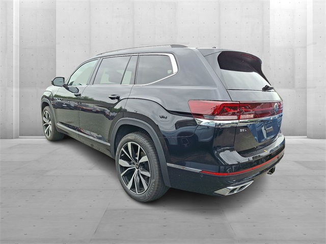 2025 Volkswagen Atlas SEL Premium R-Line photo 2