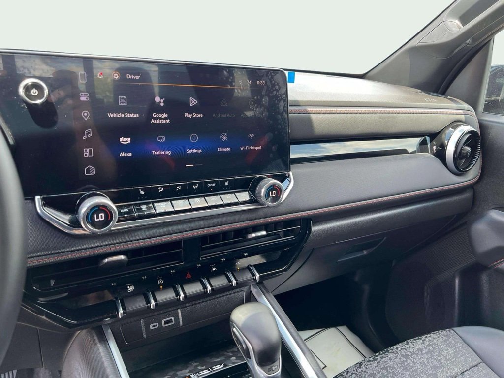 2024 Chevrolet Colorado Z71 photo 10