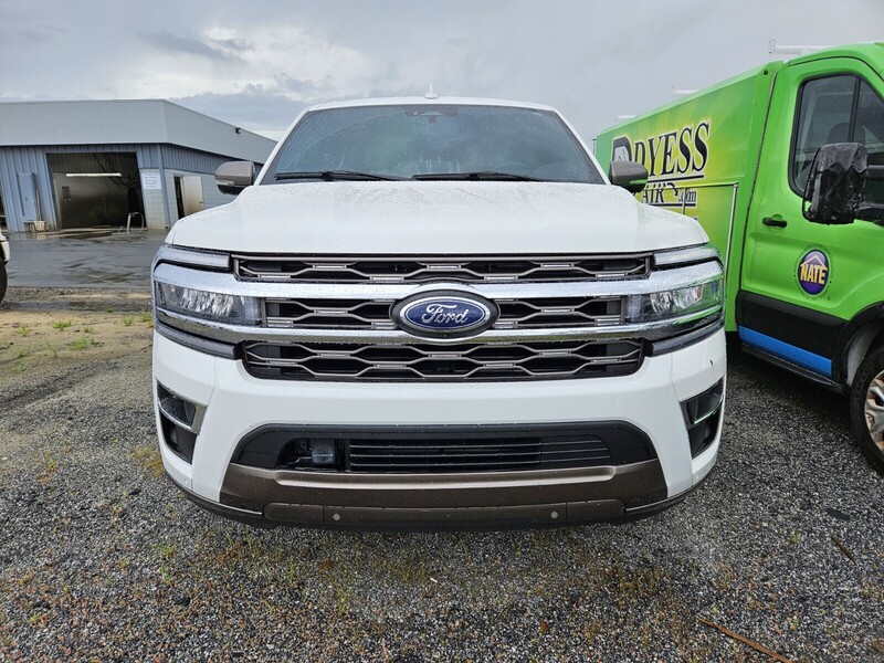 2023 Ford Expedition MAX King Ranch photo 2