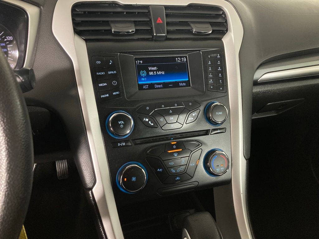 Used 2014 Ford Fusion SE with VIN 3FA6P0HD0ER366115 for sale in Elk River, Minnesota