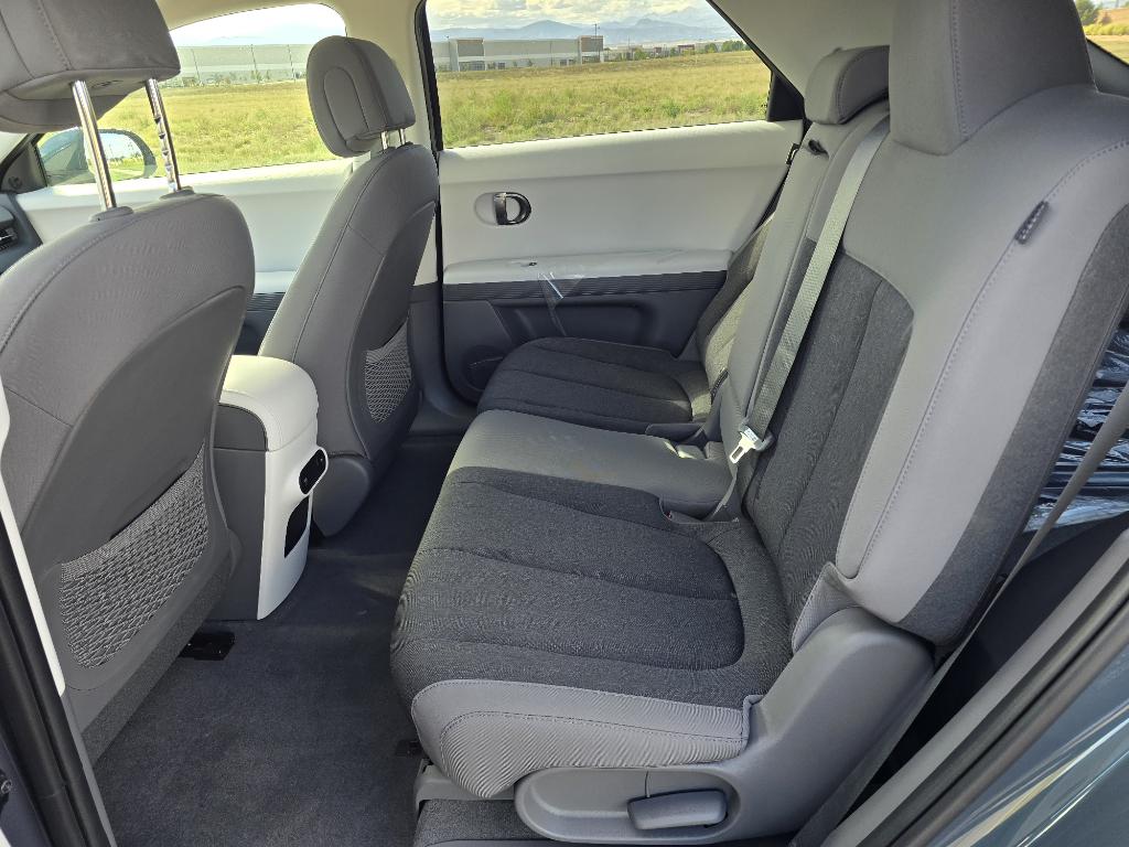 2025 Hyundai Ioniq 5 SE photo 12