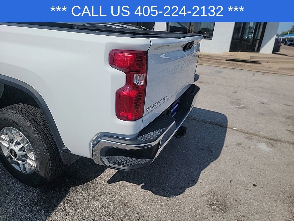 2024 Chevrolet Silverado 2500HD LT photo 14