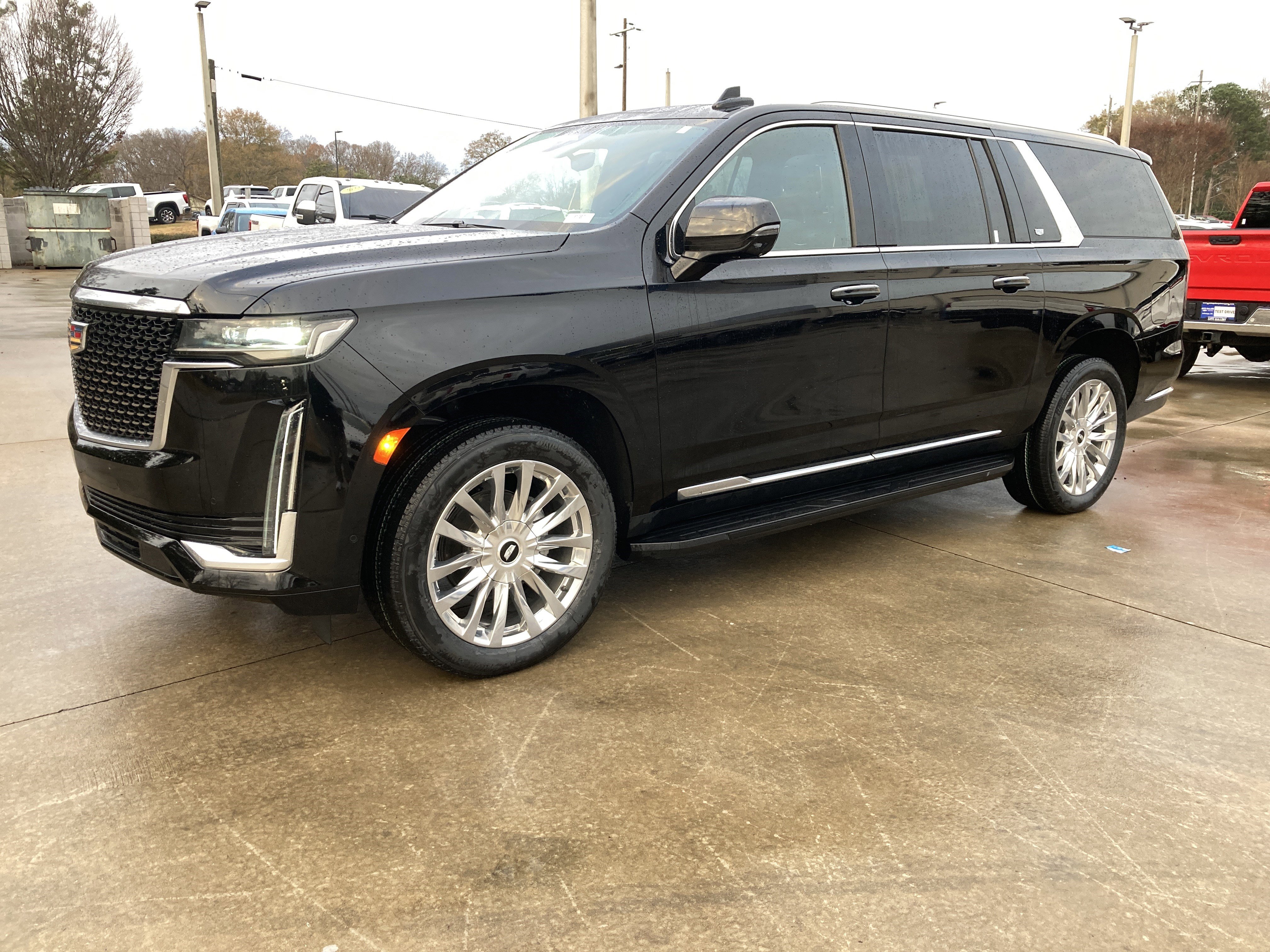 2023 Cadillac Escalade ESV Premium Luxury's photo