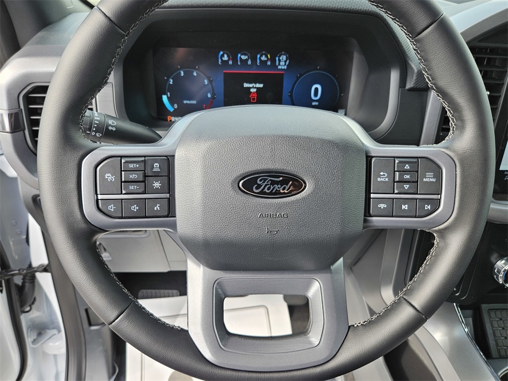 2025 Ford F-150 XLT photo 14