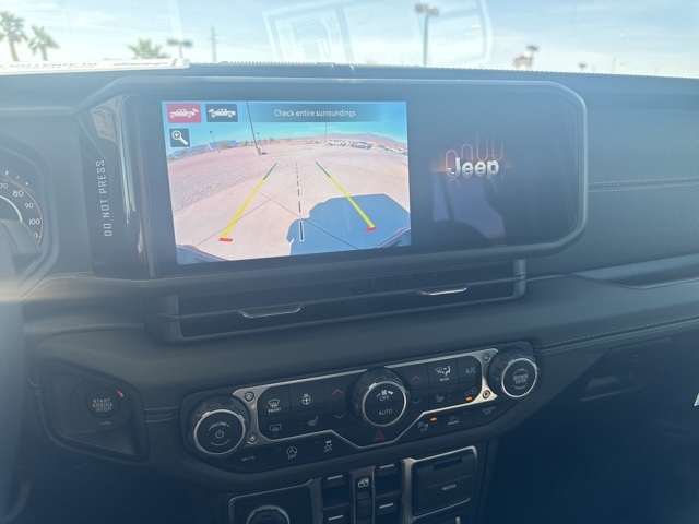 2025 Jeep Gladiator Mojave photo 22