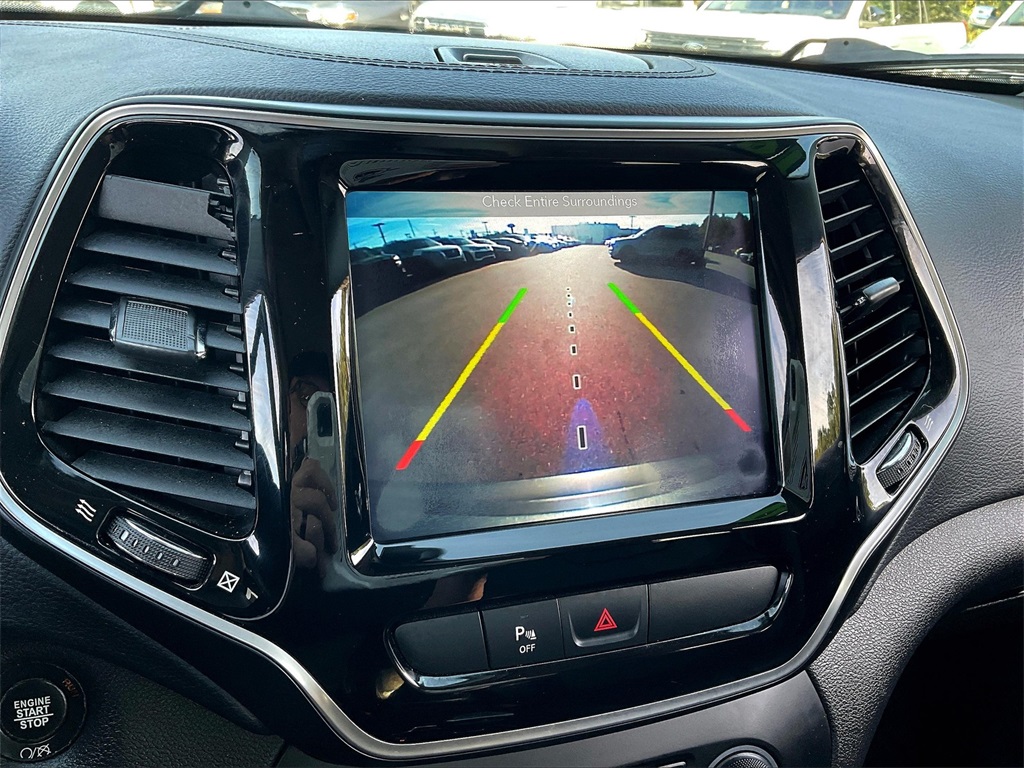 2019 Jeep Cherokee Limited photo 18
