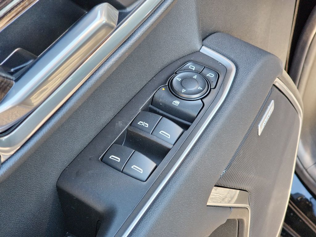 2025 Chevrolet Silverado 1500 RST photo 15