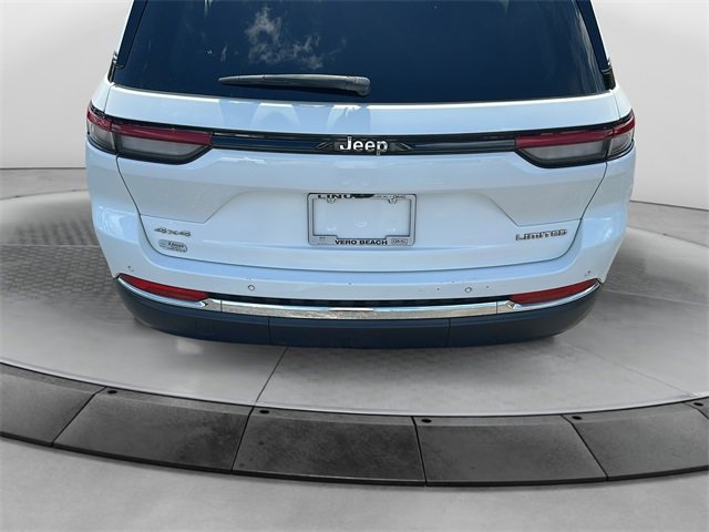 2023 Jeep Grand Cherokee Limited photo 9