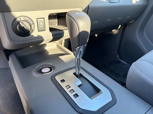 2020 Nissan Frontier S photo 23