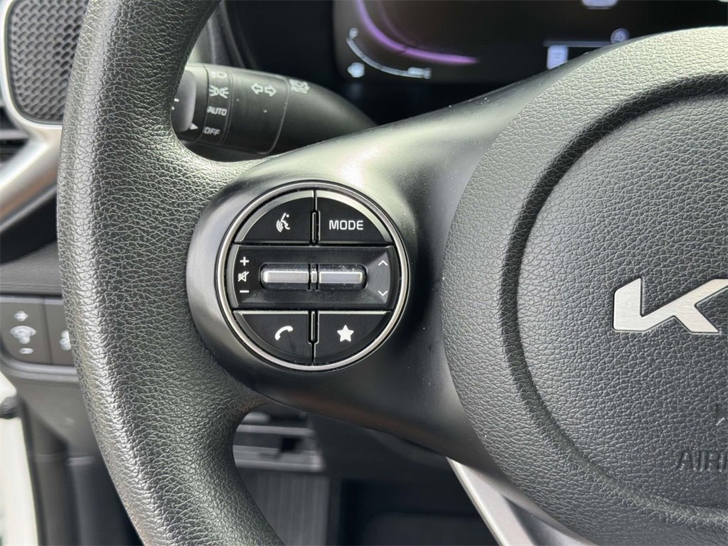 2023 Kia Soul LX photo 9