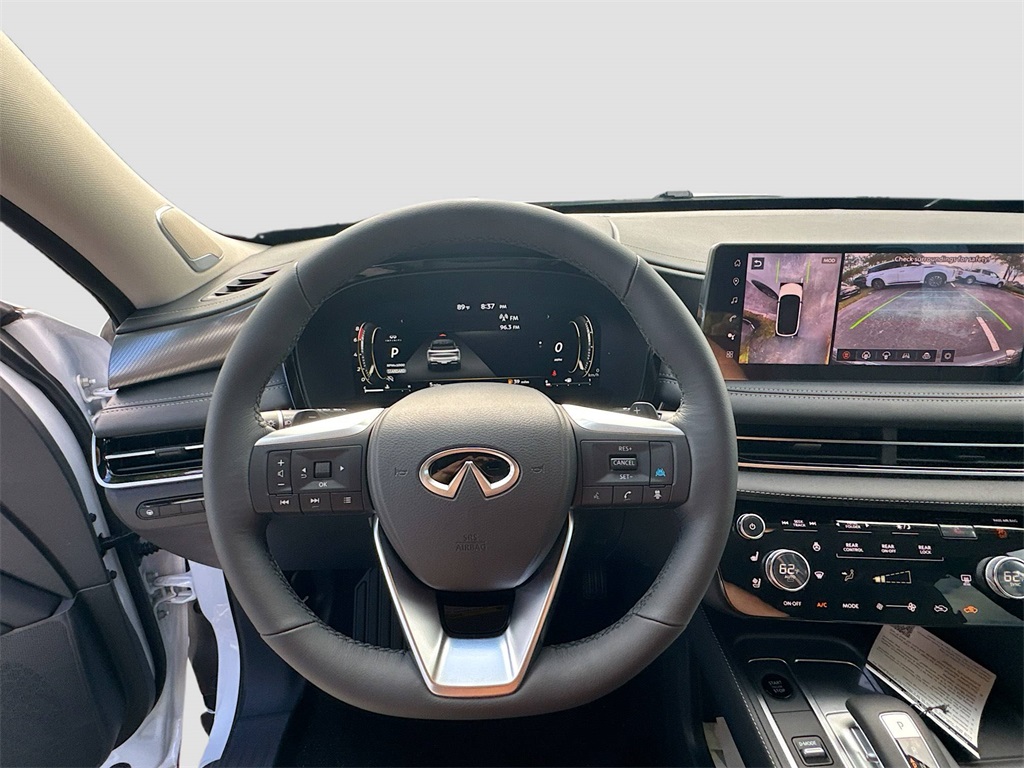2026 Infiniti QX60 Luxe photo 11