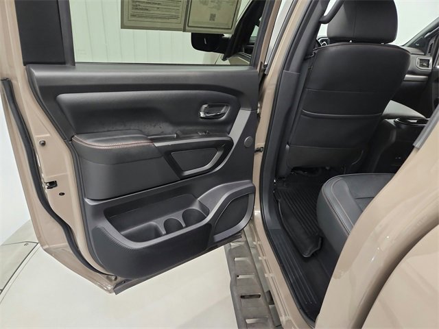 2023 Nissan Titan PRO-4X photo 27