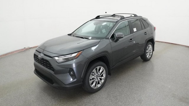 2025 Toyota RAV4 XLE Premium's photo
