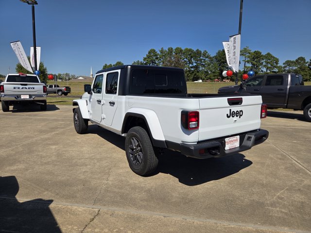 2025 Jeep Gladiator Sport S photo 3