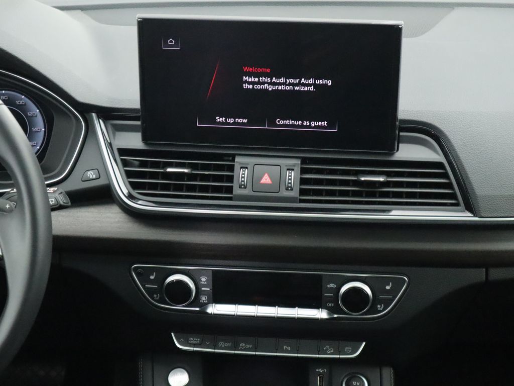 2025 Audi Q5 45 S line Premium Plus photo 13