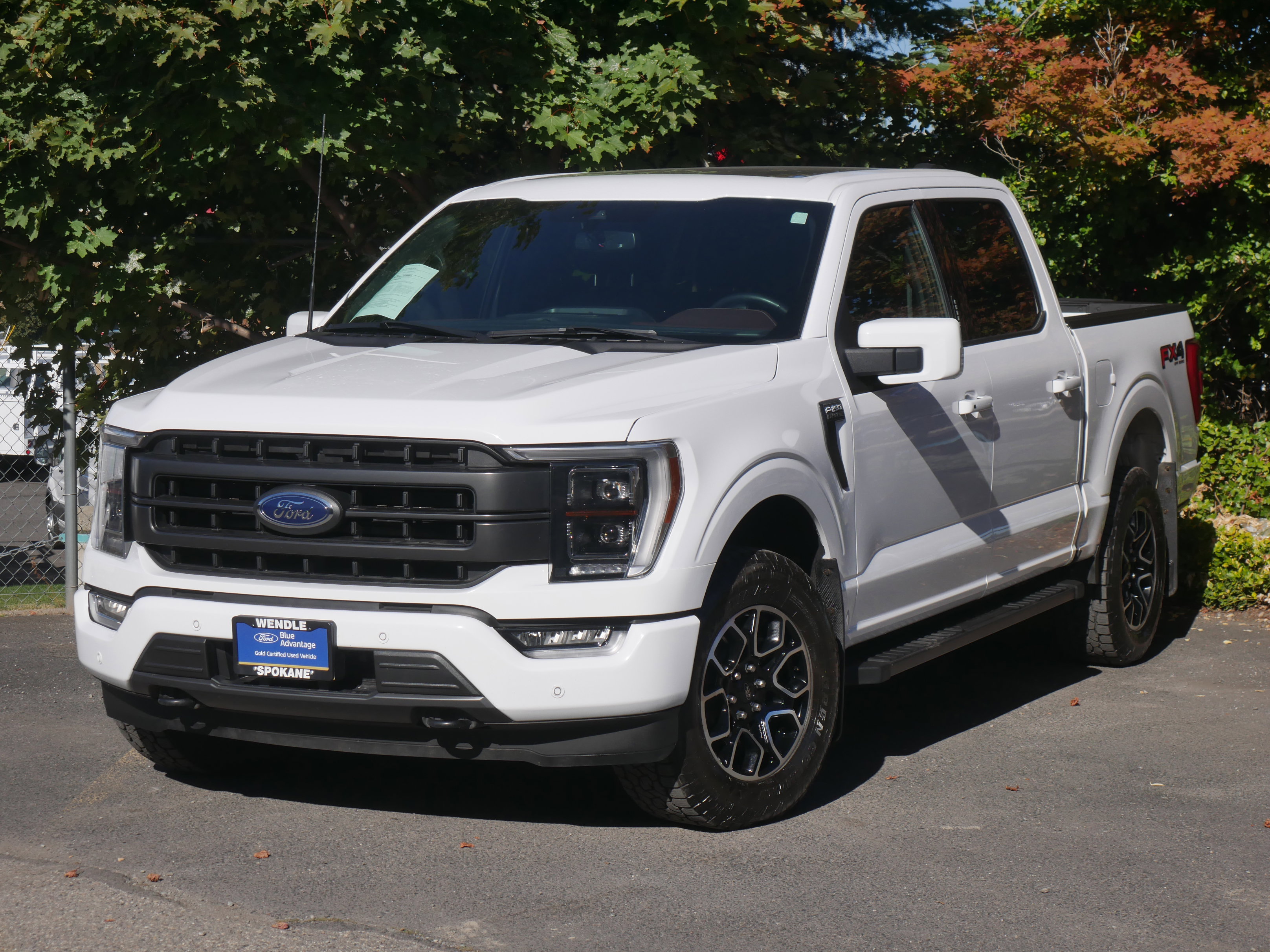 2022 Ford F-150 Lariat photo 2
