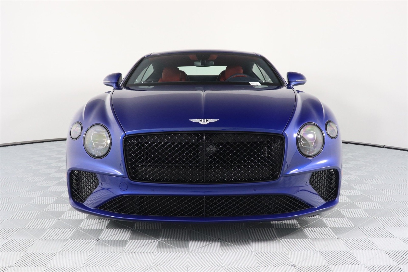 2024 Bentley Continental GT V8 photo 8
