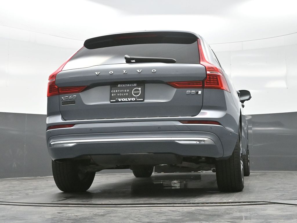 2023 Volvo XC60 B5 Plus photo 23