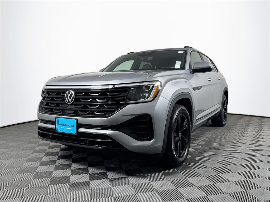 2025 Volkswagen Atlas Cross Sport SEL R-LINE's photo