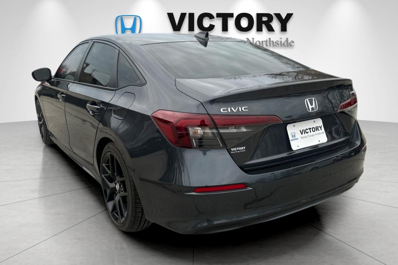 2025 Honda Civic Sport photo 4