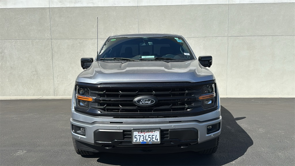 2025 Ford F-150 XLT photo 2