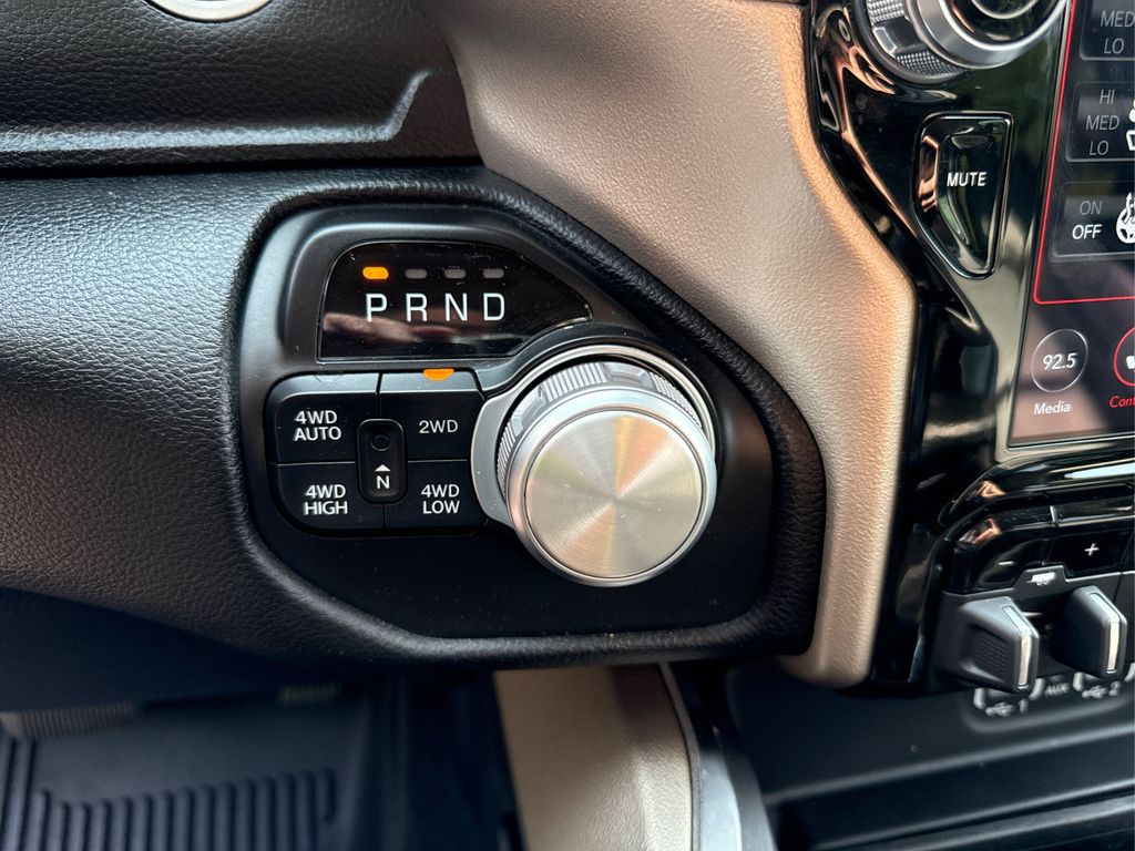 2020 Ram 1500 Laramie photo 36
