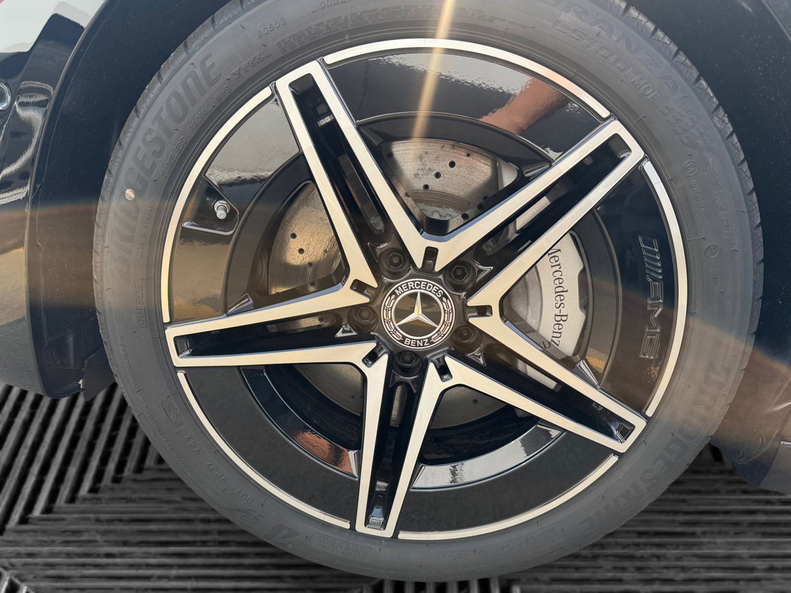2025 Mercedes Benz C 300 4MATIC Sedan photo 13