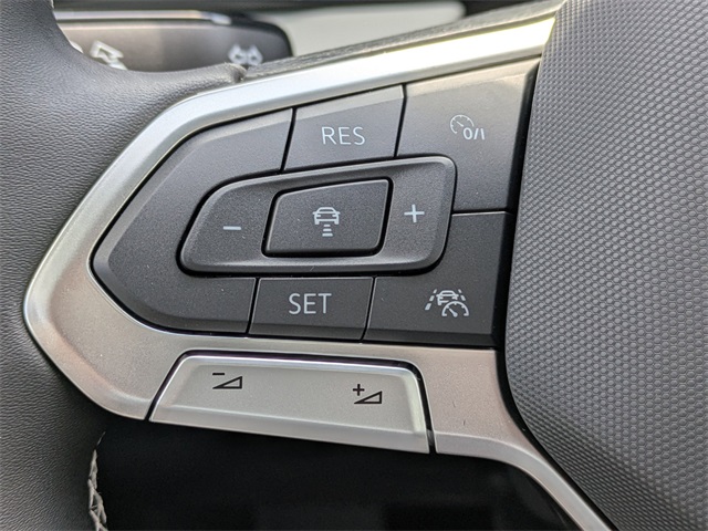 2025 Volkswagen Taos S photo 23