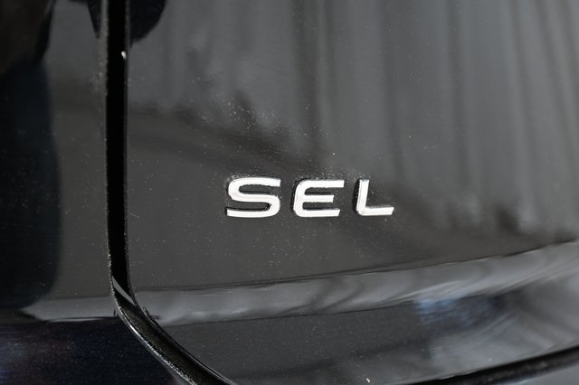 2025 Volkswagen Atlas Cross Sport SEL Premium R-Line photo 10