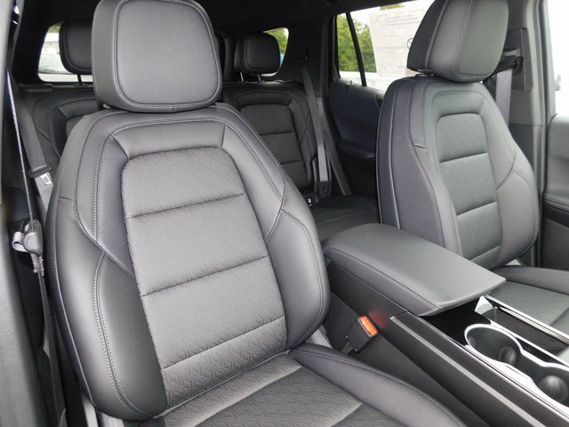 2026 Chevrolet Equinox LT photo 18