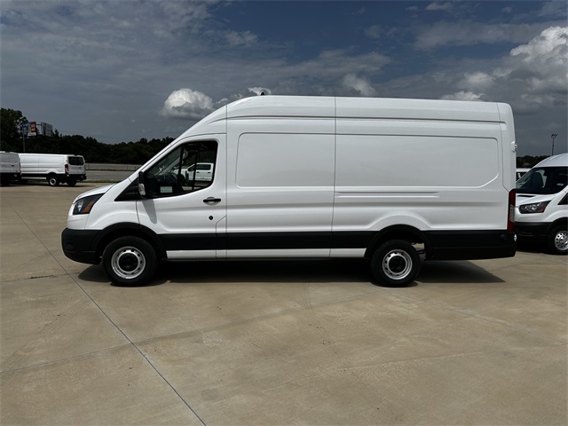 2024 Ford Transit photo 4