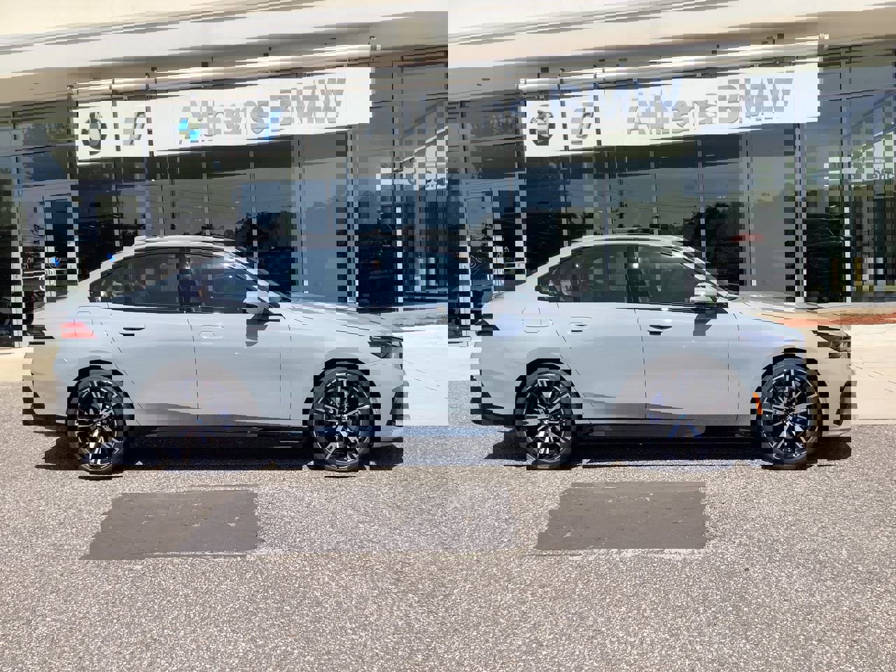 2026 Bmw 530i xDrive photo 9