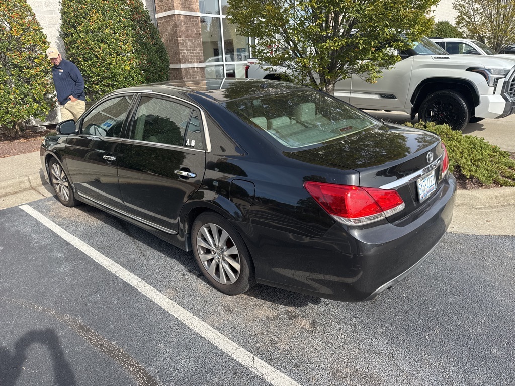 Used 2011 Toyota Avalon Limited with VIN 4T1BK3DB4BU432825 for sale in Midlothian, VA