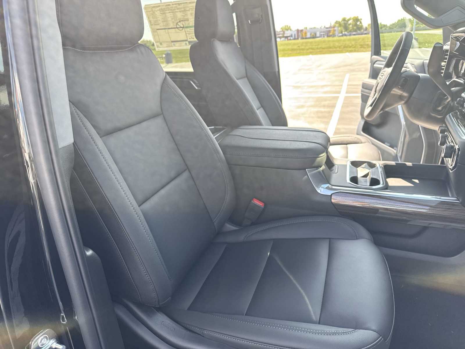 2026 Chevrolet Silverado 2500HD LT photo 23