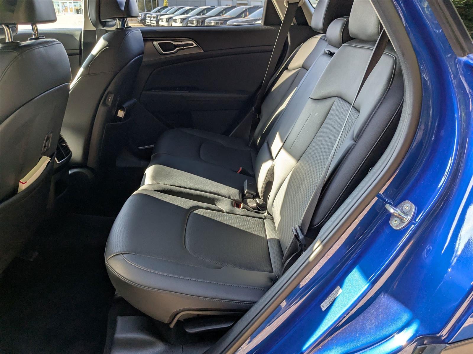 2023 Kia Sportage EX photo 27