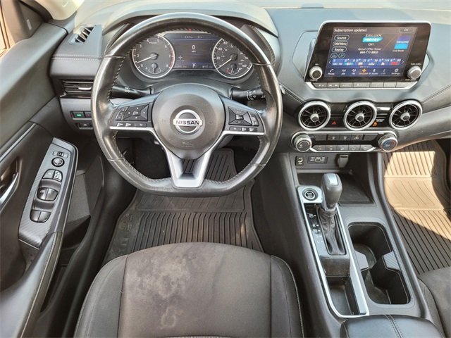 2022 Nissan Sentra SV photo 9