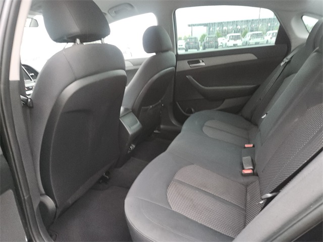 2018 Hyundai Sonata SE photo 12