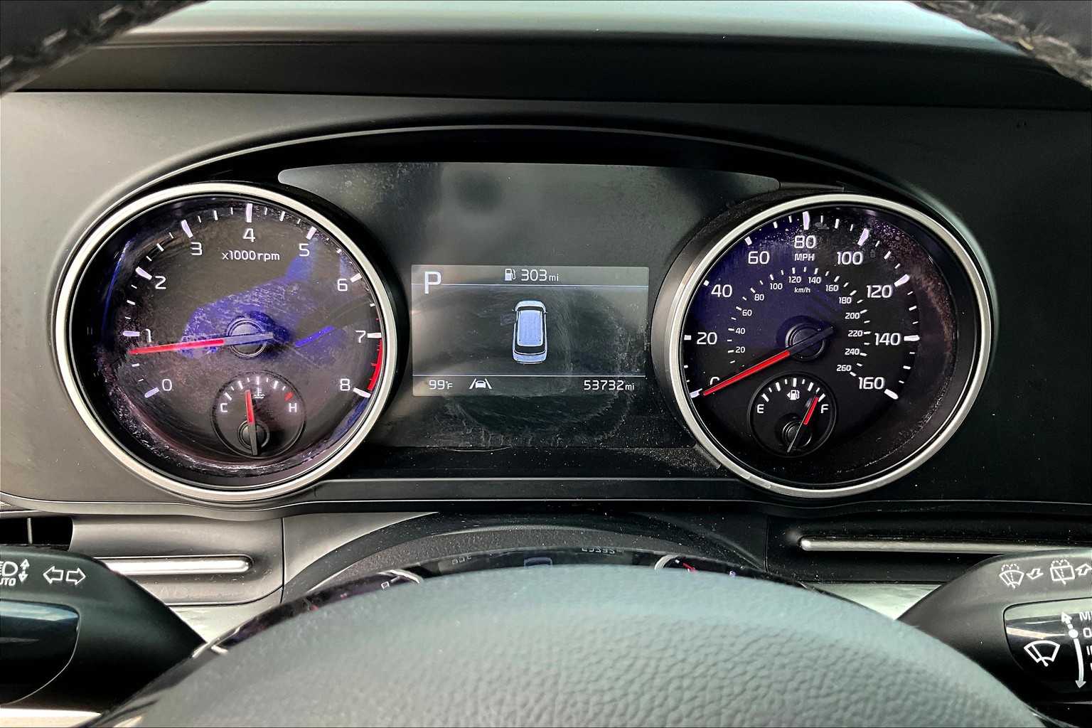 2023 Kia Carnival LX photo 22