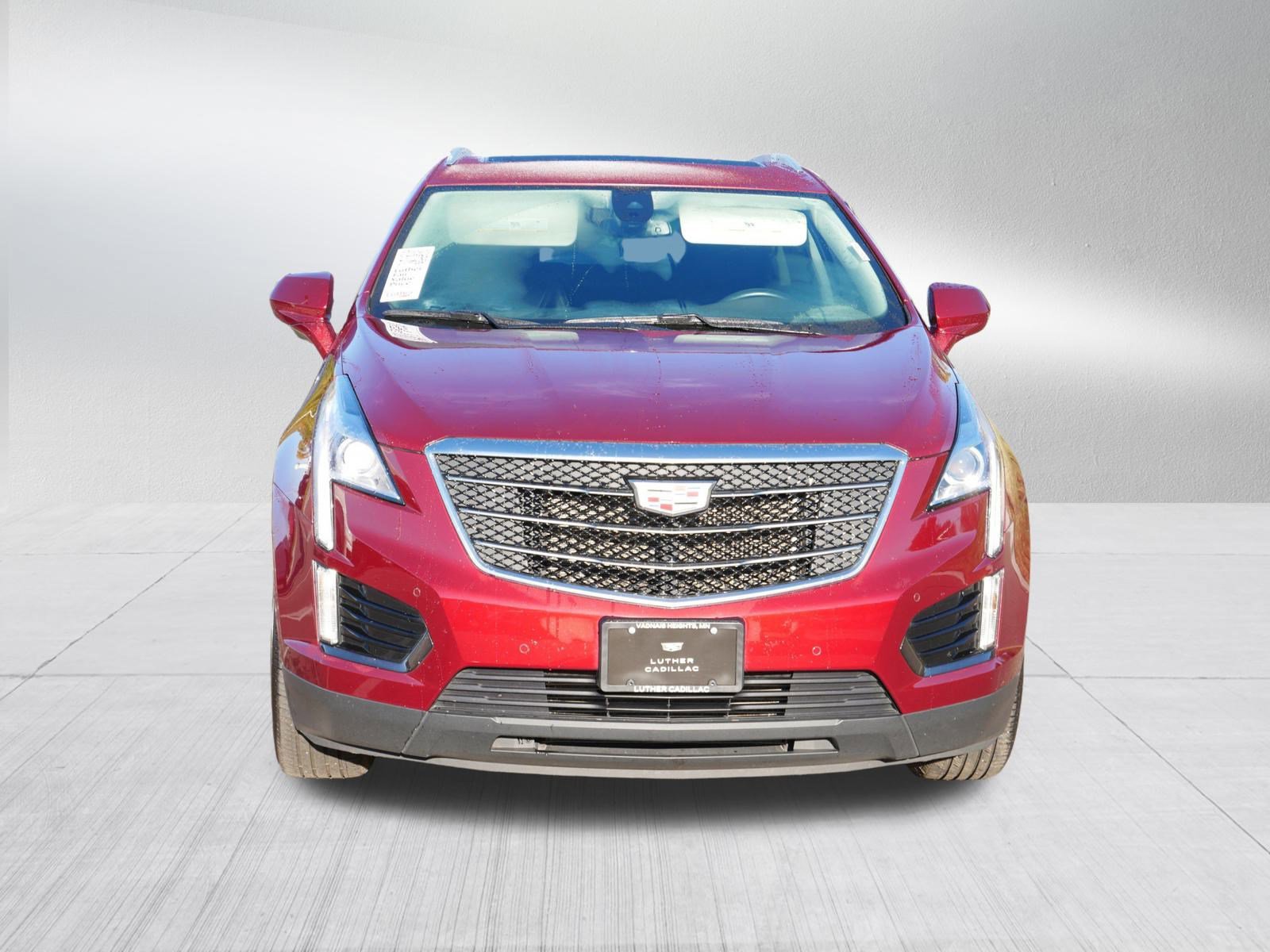 Used 2018 Cadillac XT5 Luxury with VIN 1GYKNDRS3JZ226532 for sale in Vadnais Heights, MN