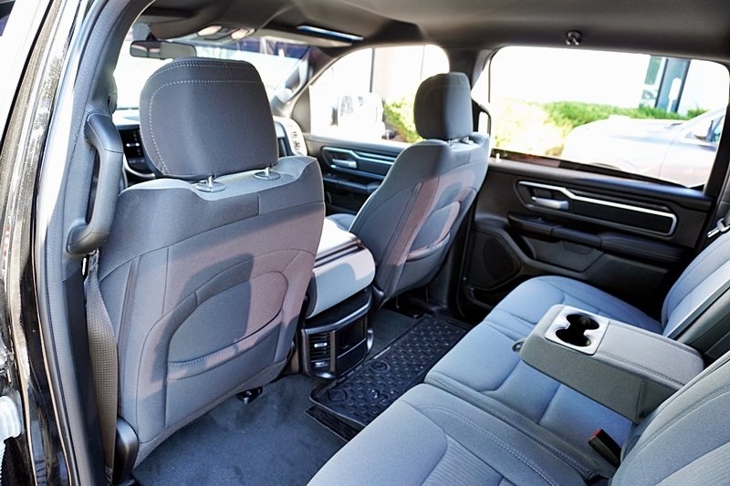 Certified Used 2024 Black Ram Big Horn/Lone Star image 18