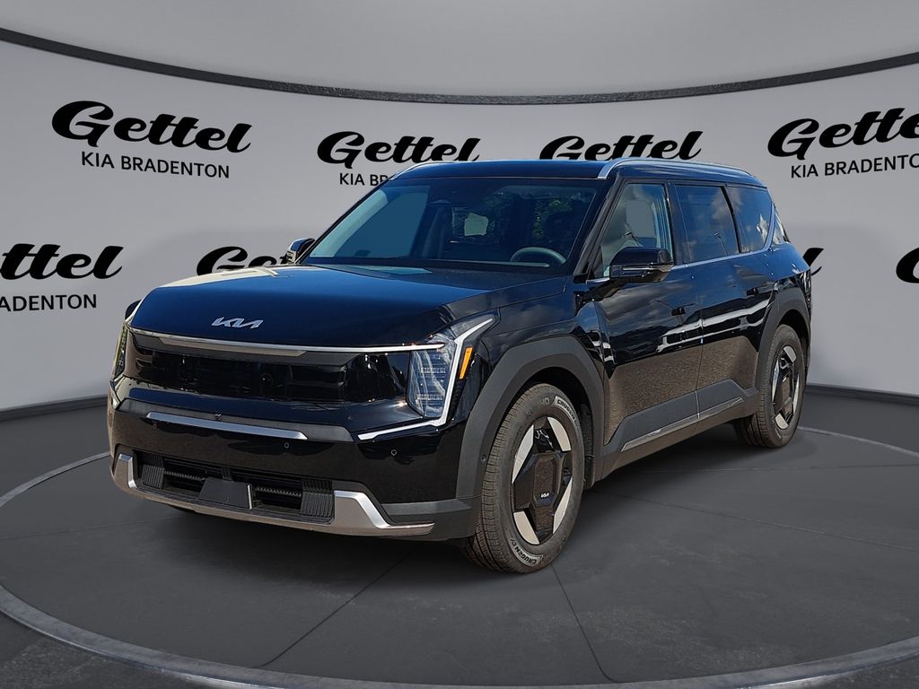 2026 Kia EV9 Wind's photo