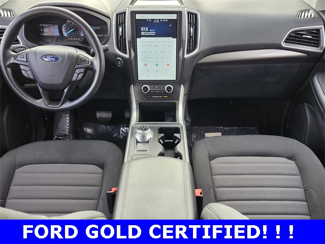 2024 Ford Edge SE photo 3