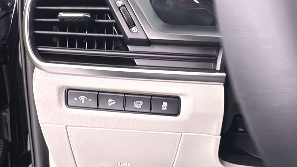 2025 Kia Telluride S photo 32