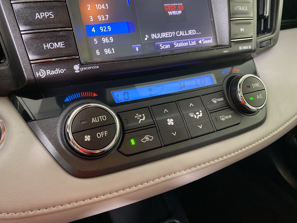 2018 Toyota RAV4 XLE photo 5